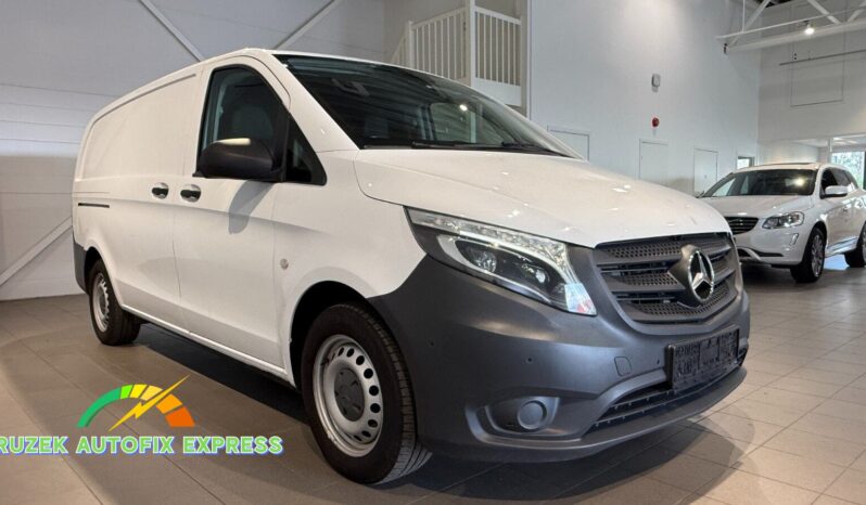 
								Mercedes-Benz Vito 116 CDI 3.0t 2.2 7G-Tronic Plus full									