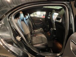
										Mercedes-Benz A 250 7G-DCT full									