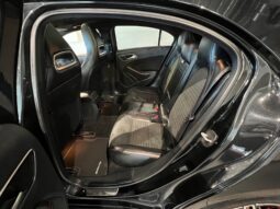 
										Mercedes-Benz A 250 7G-DCT full									