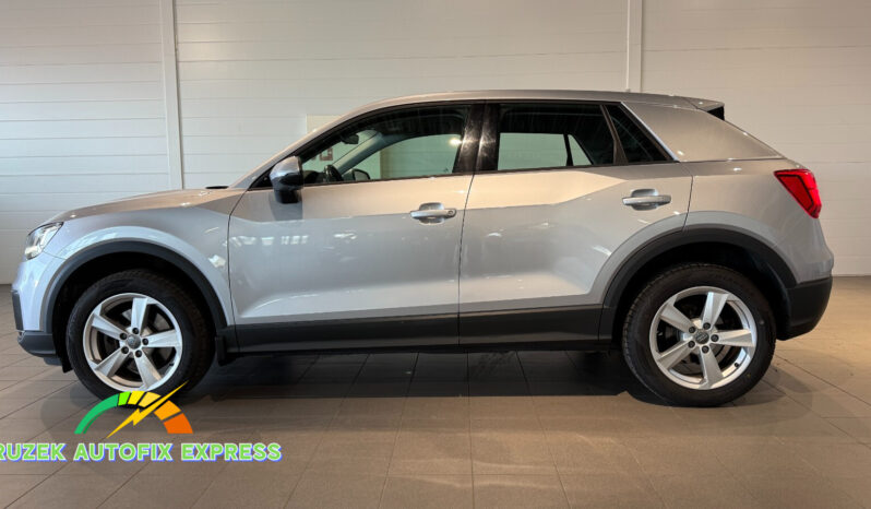 
								Audi Q2 1.4 TFSI COD S Tronic full									