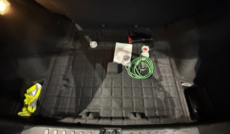 
								BMW X1 xDrive18d Steptronic full									