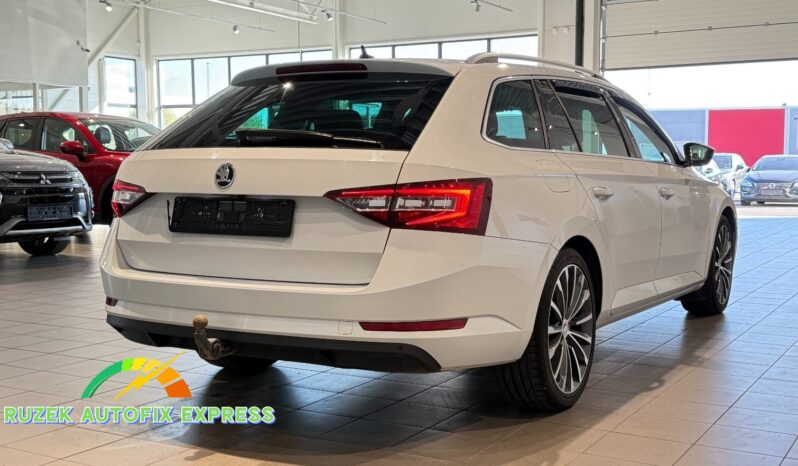 
								Skoda Superb Combi 1.4 TSI ACT DSG Sequential full									