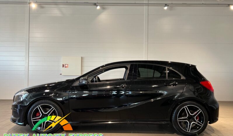 
								Mercedes-Benz A 250 7G-DCT full									