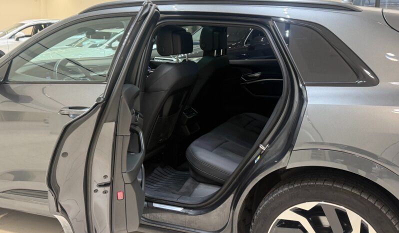 
								Audi E-Tron 55 Quattro full									