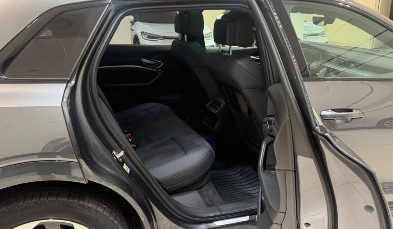 
								Audi E-Tron 55 Quattro full									