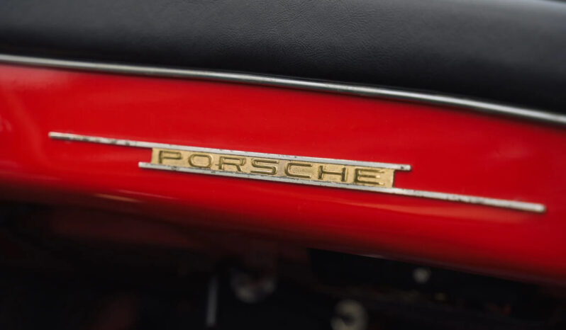 
								1957 Porsche 356 A Speedster full									